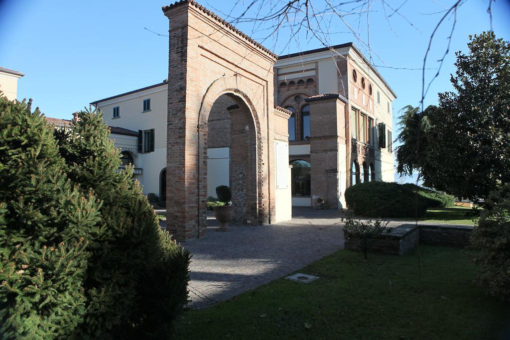 Villa Santa Maria Dell'Arco - Centro Oreb Cazzago San Martino Экстерьер фото